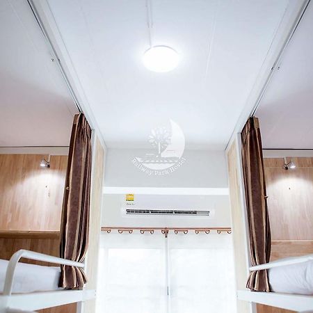 Railway Park Hostel Chiang Mai Exterior photo